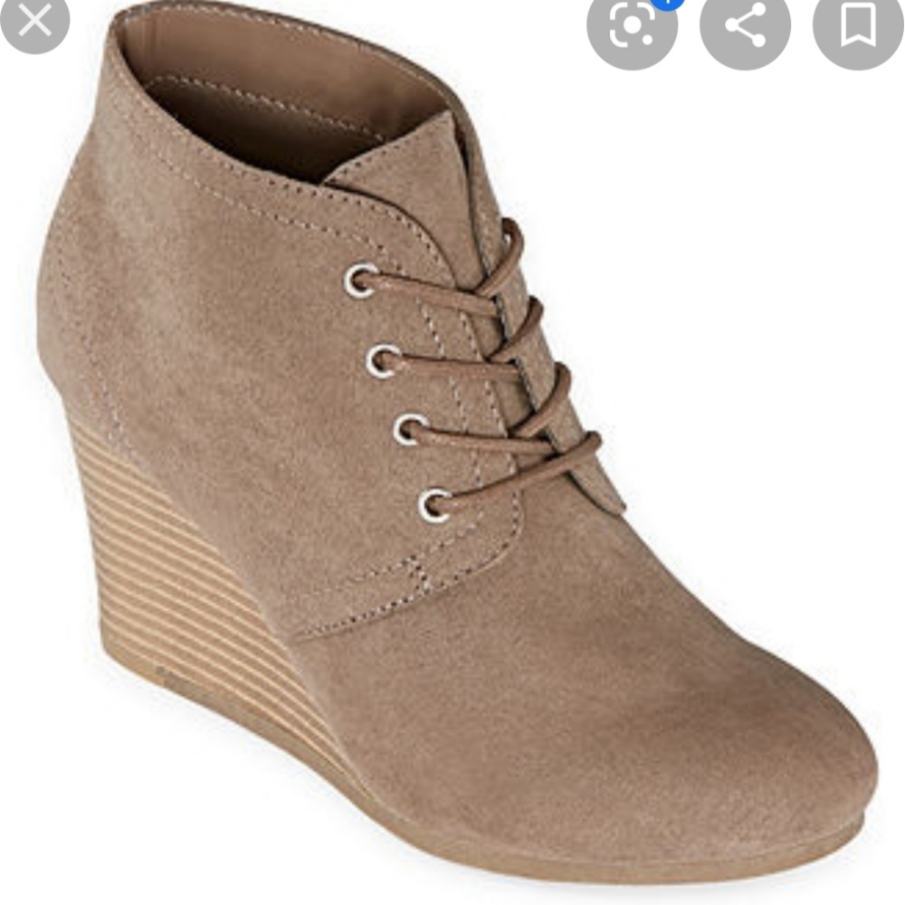 NIB Women's Truffle 11M Arizona Lawrence Booties